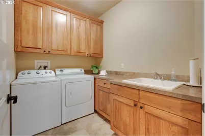 17730 SW Pheasant Ln, Beaverton, OR 97003 - Photo 21