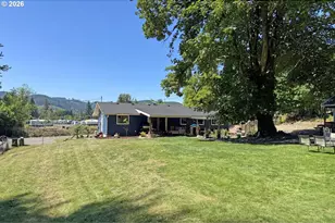 37999 Green Ln, Marcola, OR 97454 - Photo 23