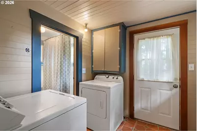 6821 SE Brehaut St, Milwaukie, OR 97222 - Photo 21