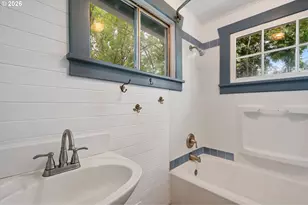 6821 SE Brehaut St, Milwaukie, OR 97222 - Photo 19