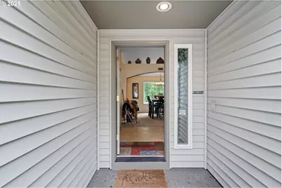 3010 SW Phyllis Dr, Gresham, OR 97080 - Photo 45