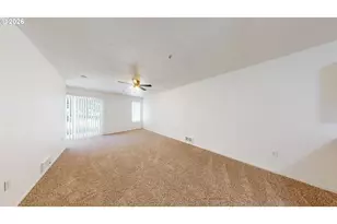 9615 SE Center Ct, Portland, OR 97266 - Photo 9