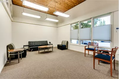 325 A St, Springfield, OR 97477 - Photo 7