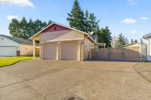 6540 B St, Springfield, OR 97478 - Photo 3