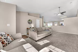 9809 NE 41st Ave, Vancouver, WA 98665 - Photo 11