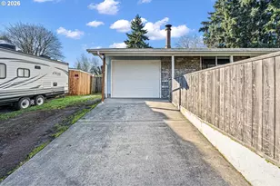 1562 Philip St, Eugene, OR 97402 - Photo 27