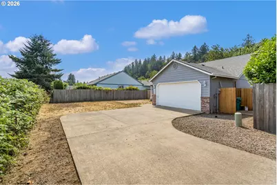 16822 SE Equestrian Way, Portland, OR 97236 - Photo 41