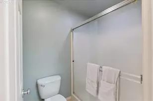 418 NW 152nd St, Vancouver, WA 98685 - Photo 35