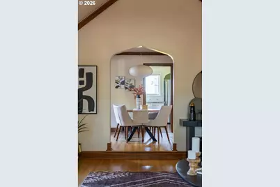 6826 SW 10th Ave, Portland, OR 97219 - Photo 9