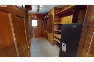 95107 Welsh Dr, Gold Beach, OR 97444 - Photo 17