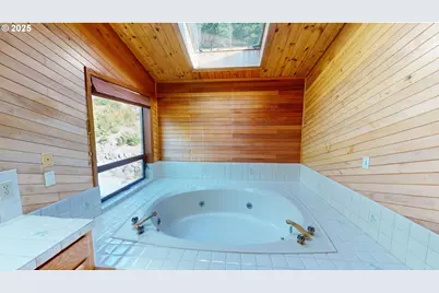95107 Welsh Dr, Gold Beach, OR 97444 - Photo 19
