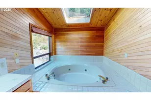 95107 Welsh Dr, Gold Beach, OR 97444 - Photo 19