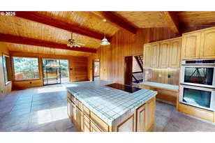 95107 Welsh Dr, Gold Beach, OR 97444 - Photo 11