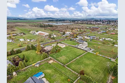 32968 Camas Swale Rd, Creswell, OR 97426 - Photo 41