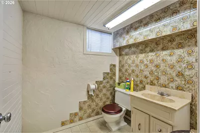 2644 SE 157th Ave, Portland, OR 97236 - Photo 33