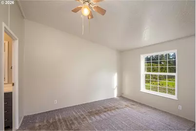 47757 Fairy Glen Dr, Oakridge, OR 97463 - Photo 15