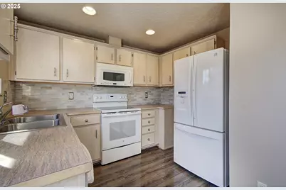 4000 NE 109th Ave #248, Vancouver, WA 98682 - Photo 11