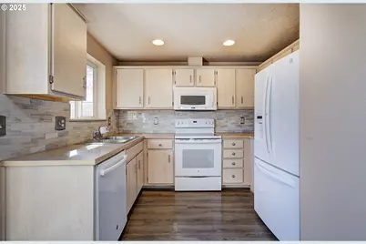 4000 NE 109th Ave #248, Vancouver, WA 98682 - Photo 13