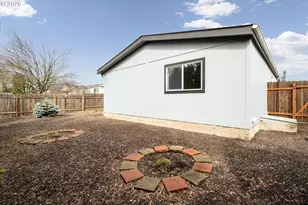 2569 Maia Loop, Springfield, OR 97477 - Photo 33