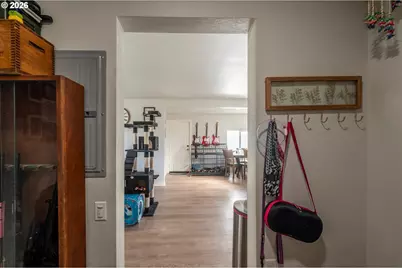 130 S 7th St, Lakeside, OR 97449 - Photo 5