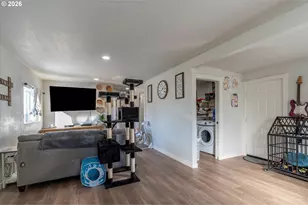 130 S 7th St, Lakeside, OR 97449 - Photo 11