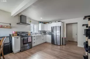 130 S 7th St, Lakeside, OR 97449 - Photo 7