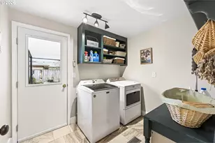 905 NW 19th St, McMinnville, OR 97128 - Photo 21