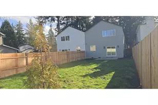 12451 SE Harold St, Portland, OR 97236 - Photo 3