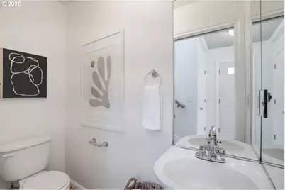9442 N Macrum Ave, Portland, OR 97203 - Photo 15