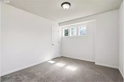 9442 N Macrum Ave, Portland, OR 97203 - Photo 25