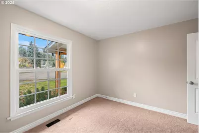 330 NE 190th Ave, Portland, OR 97230 - Photo 17