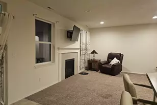 1363 Jefferson St, Independence, OR 97351 - Photo 13