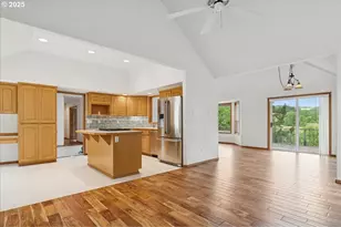 21470 SW Eagle Point Rd, McMinnville, OR 97128 - Photo 15