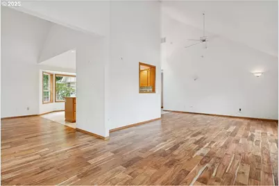 21470 SW Eagle Point Rd, McMinnville, OR 97128 - Photo 13