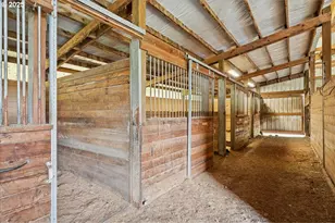 21470 SW Eagle Point Rd, McMinnville, OR 97128 - Photo 47