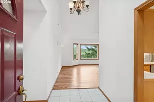 21470 SW Eagle Point Rd, McMinnville, OR 97128 - Photo 11