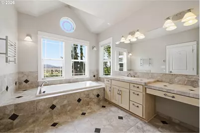 35512 Sunnyhill Ln, Pleasant Hill, OR 97455 - Photo 23