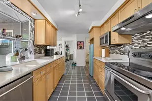 22280 S Kamrath Rd, Oregon City, OR 97045 - Photo 9