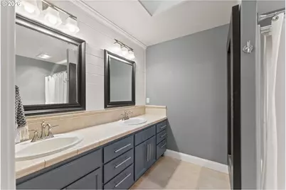 235 Melrose Terrace Ln, Roseburg, OR 97471 - Photo 17