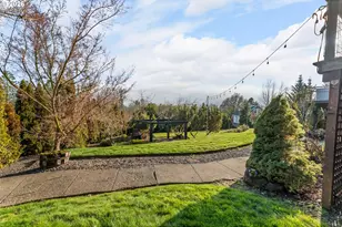 235 Melrose Terrace Ln, Roseburg, OR 97471 - Photo 37