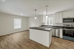 5885 NE Jacobson St, Hillsboro, OR 97124 - Photo 5