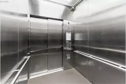 300 NW 8th Ave #303, Portland, OR 97209 - Photo 17