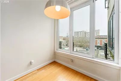 300 NW 8th Ave #303, Portland, OR 97209 - Photo 13