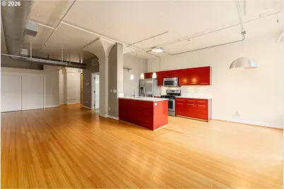 300 NW 8th Ave #303, Portland, OR 97209 - Photo 5