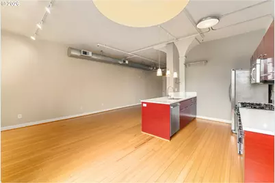 300 NW 8th Ave #303, Portland, OR 97209 - Photo 15