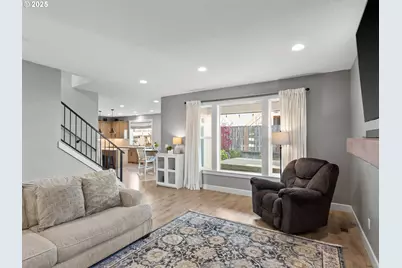 38323 Juniper St, Sandy, OR 97055 - Photo 9