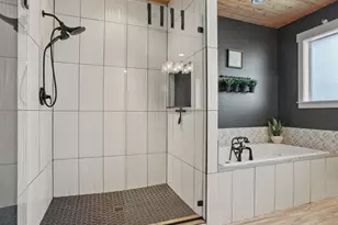 38323 Juniper St, Sandy, OR 97055 - Photo 23