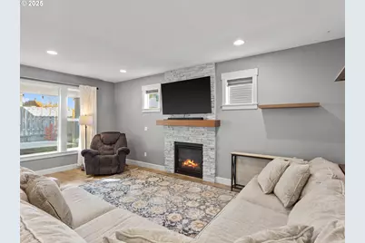 38323 Juniper St, Sandy, OR 97055 - Photo 7