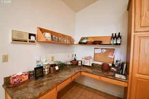 1356 SE Laurel Ct, Roseburg, OR 97470 - Photo 15