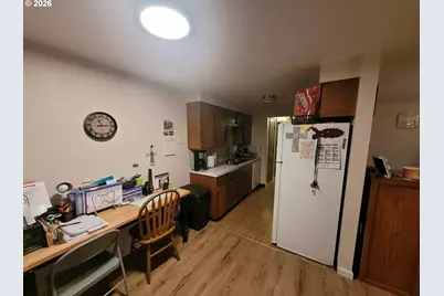 412 NW 8th St, Pendleton, OR 97801 - Photo 7
